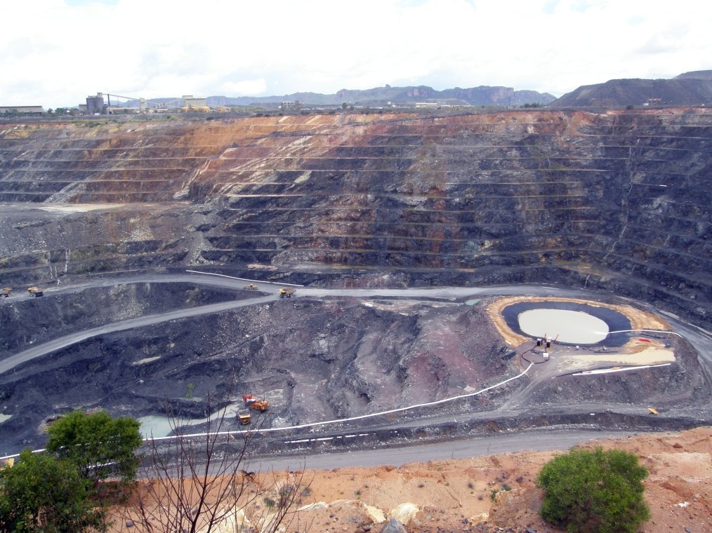 Eines der unlösbaren Nachhaltigkeits-Probleme der Atomindustrie: Eine der grössten Uranminen der Welt, Ranger 3, liegt mitten in einem Nationalpark in einem Heiligtum der Aboriginals. (Bild: Geomartin)