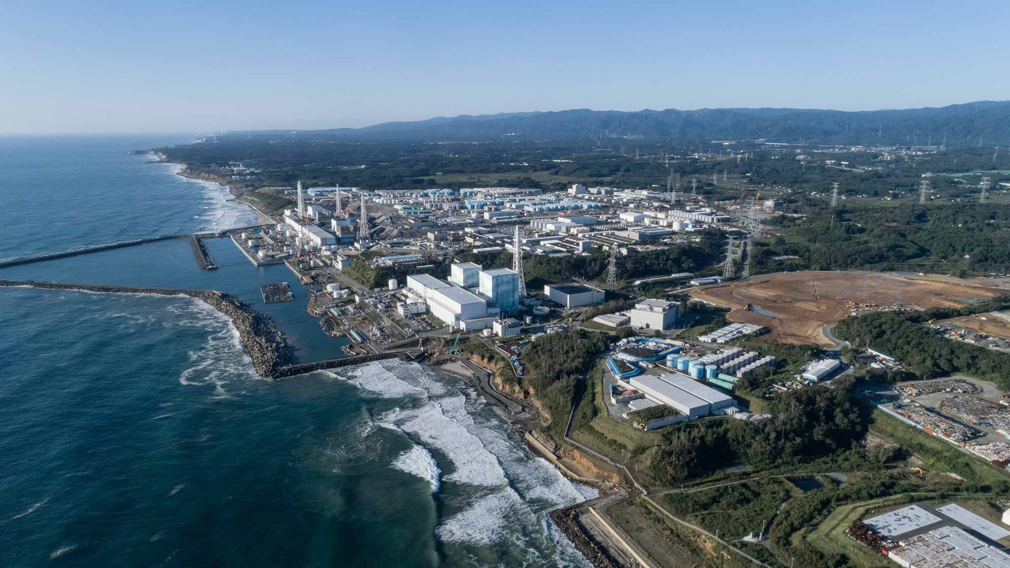Von der havarierten Atomanlage Fukushima Daiichi soll kontaminiertes Wasser aus über 1000 Tanks in den Pazifik geleitet werden. (Bild: Christian Aslund/EyeEM)